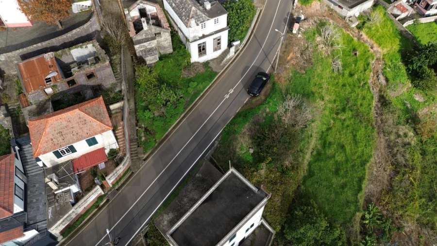 Moradia T2 para Venda em Fajã da Ovelha Foto 9