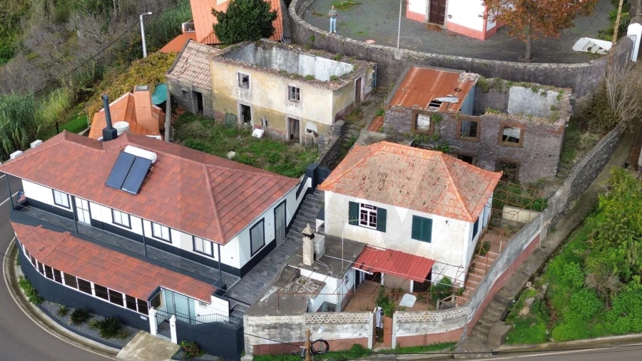 Moradia T2 para Venda em Fajã da Ovelha Foto 13