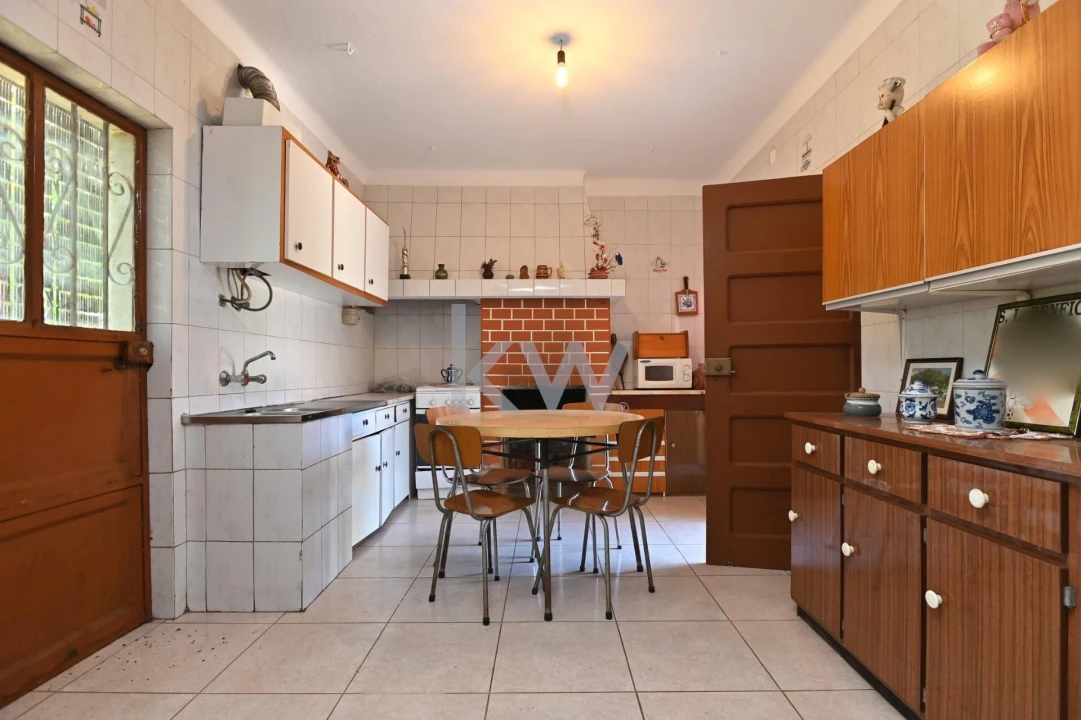 Moradia T5 para Venda em São Miguel de Acha Foto 23