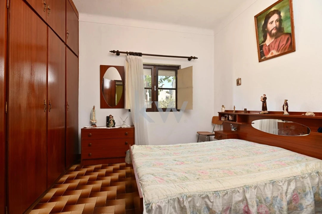 Moradia T5 para Venda em São Miguel de Acha Foto 31