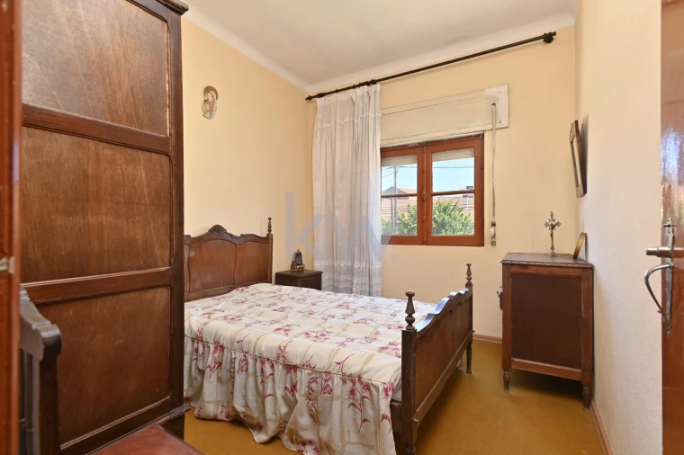 Moradia T5 para Venda em São Miguel de Acha Foto 13