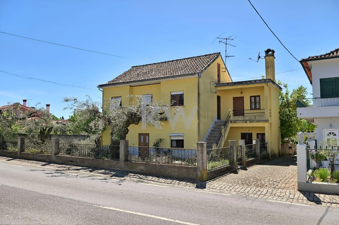 Moradia T5 para Venda em São Miguel de Acha Foto 34