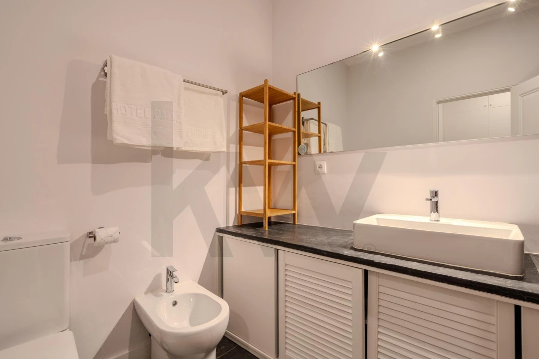 Apartamento T3 para Arrendamento em Misericórdia Foto 32