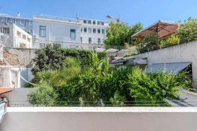 Apartamento T3 para Arrendamento em Misericórdia