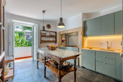 Apartamento T3 para Arrendamento em Misericórdia