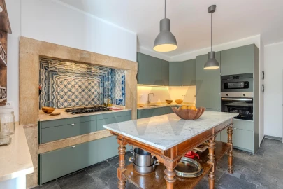 Apartamento T3 para Arrendamento em Misericórdia