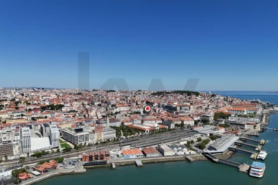 Apartamento T3 para Arrendamento em Misericórdia