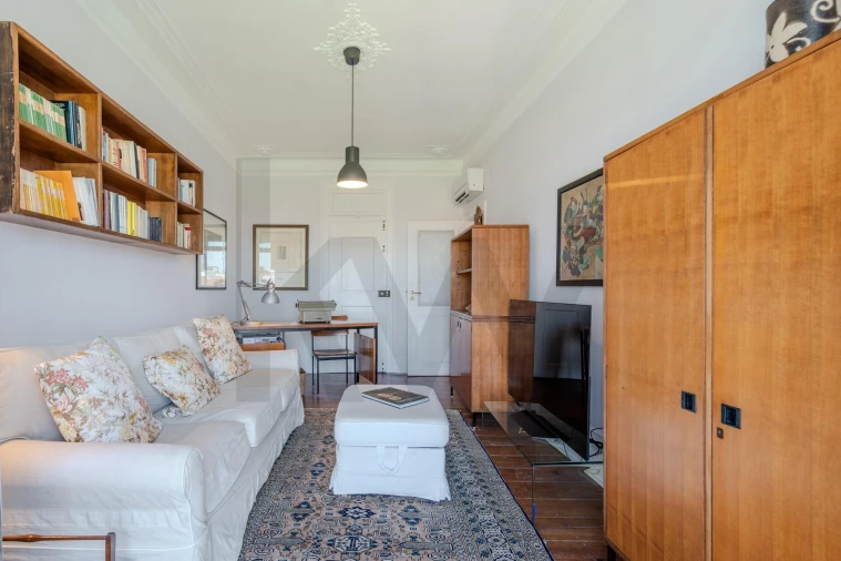 Apartamento T3 para Arrendamento em Misericórdia Foto 16