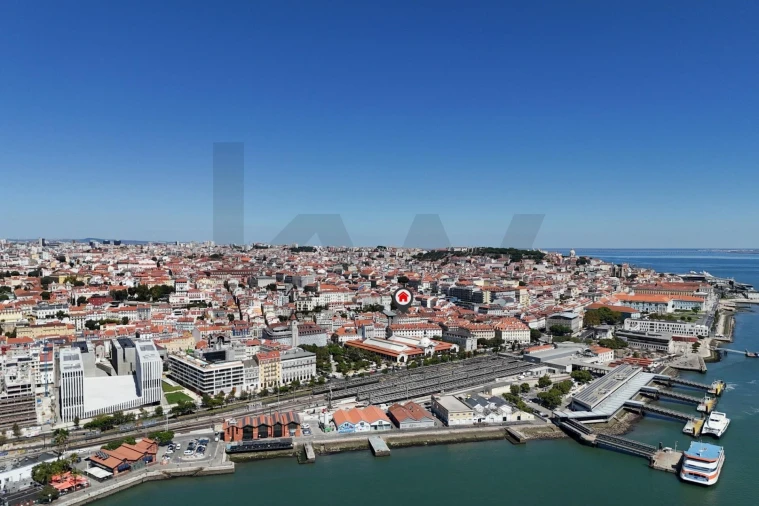 Apartamento T3 para Arrendamento em Misericórdia Foto 51