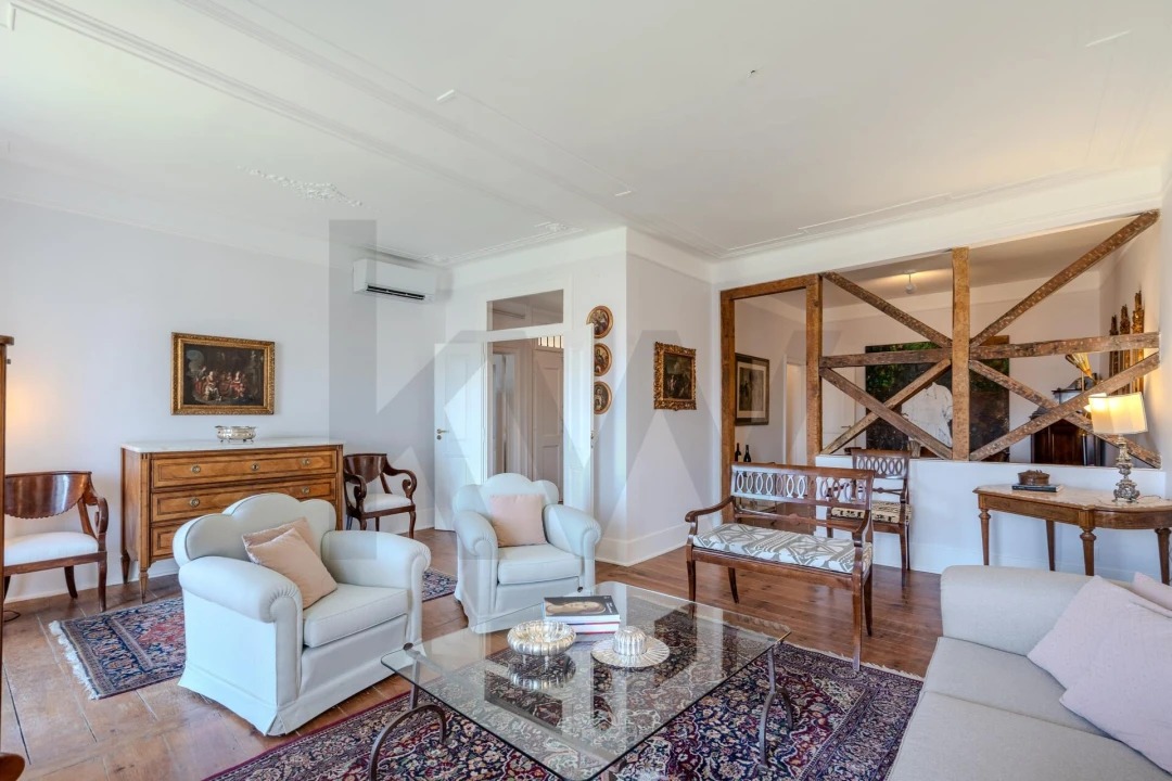 Apartamento T3 para Arrendamento em Misericórdia Foto 5