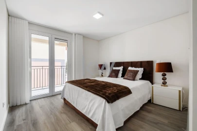 Apartamento T3 para Venda em Funchal (Se)