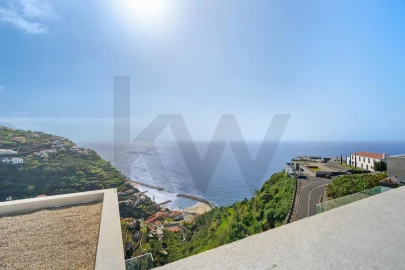 Moradia T3 para Venda em Arco da Calheta