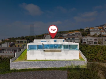 Moradia T3 para Venda em Arco da Calheta