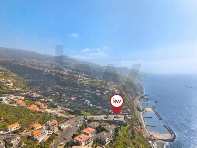 Moradia T3 para Venda em Arco da Calheta Foto 28