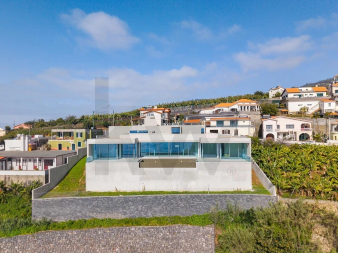 Moradia T3 para Venda em Arco da Calheta Foto 6