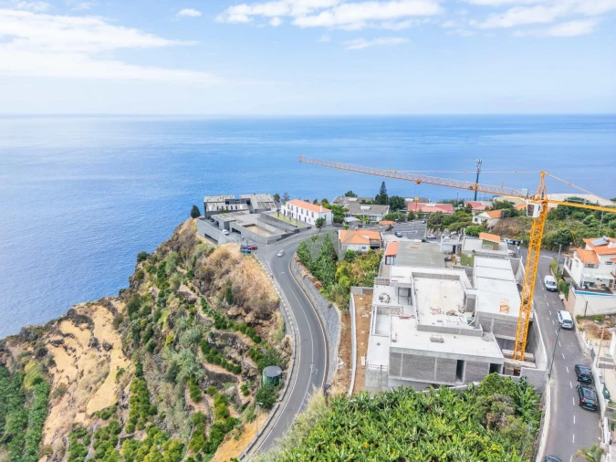 Moradia T3 para Venda em Arco da Calheta Foto 19