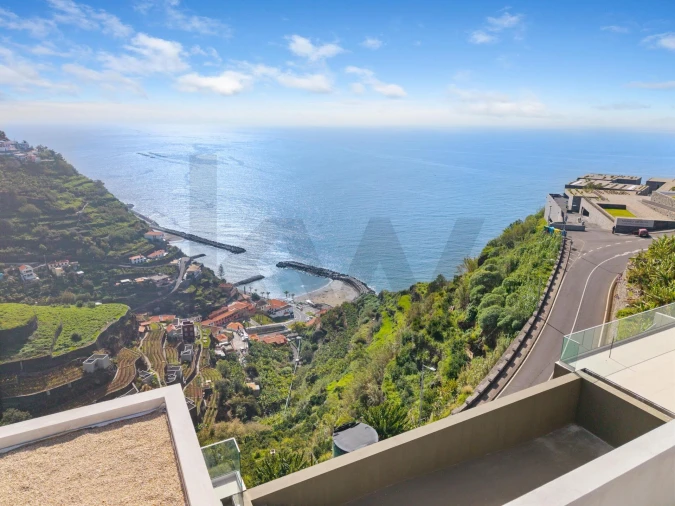 Moradia T3 para Venda em Arco da Calheta Foto 14