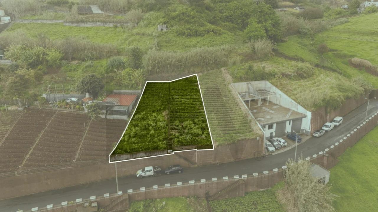 Terreno para Venda em Canhas Foto 4