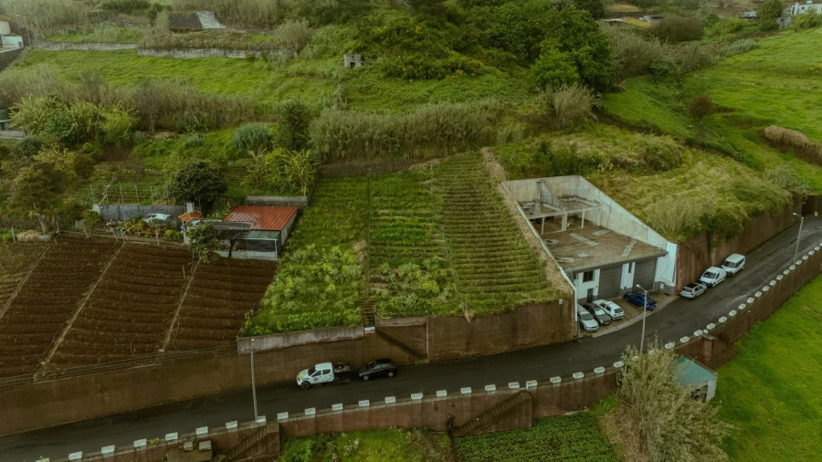 Terreno para Venda em Canhas Foto 3