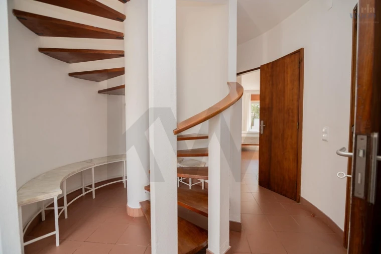 Moradia T3 para Arrendamento em Luz Foto 9