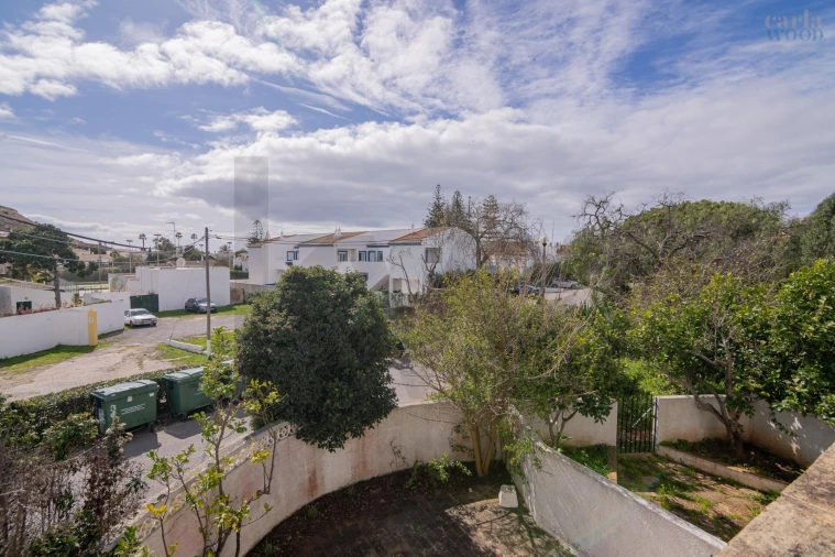 Moradia T3 para Arrendamento em Luz Foto 39