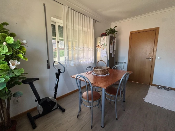 Moradia T3 para Venda em Santa Eulalia Foto 3
