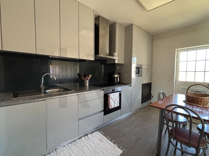 Moradia T3 para Venda em Santa Eulalia Foto 1