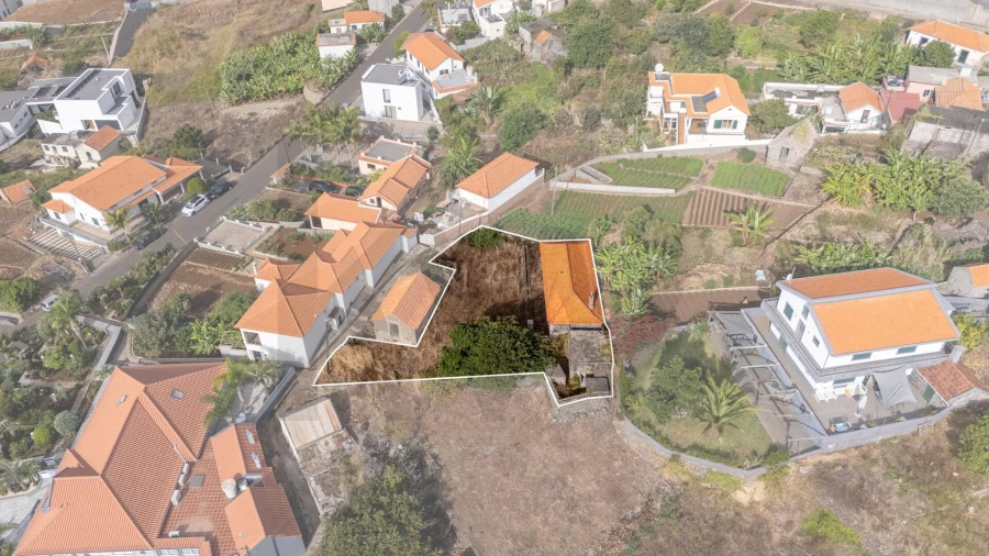 Moradia T3 para Venda em Estreito da Calheta Foto 5