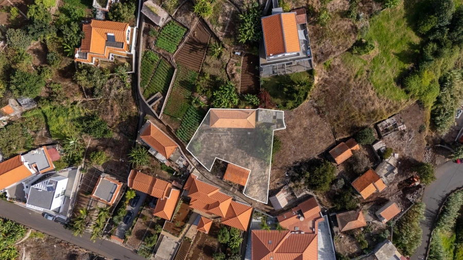 Moradia T3 para Venda em Estreito da Calheta Foto 2