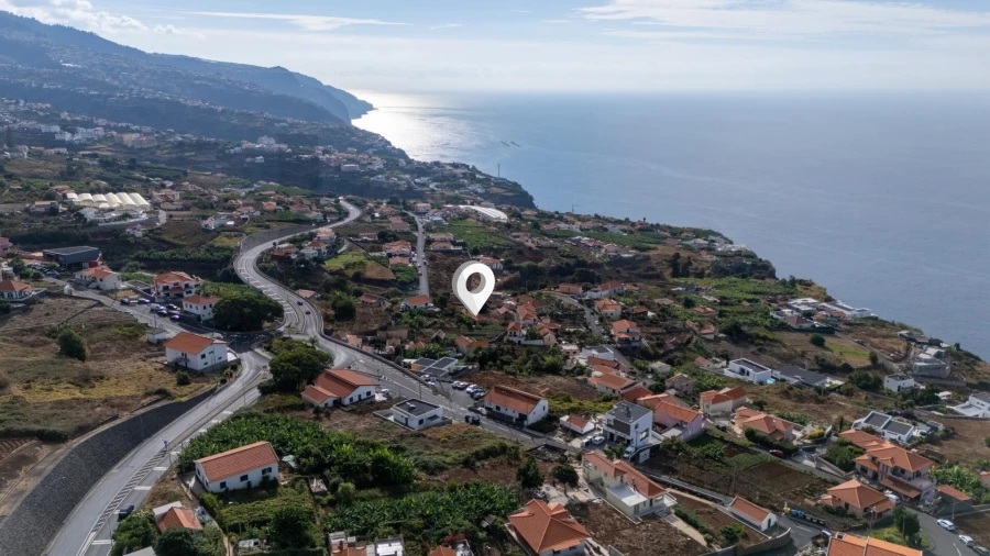 Moradia T3 para Venda em Estreito da Calheta Foto 12