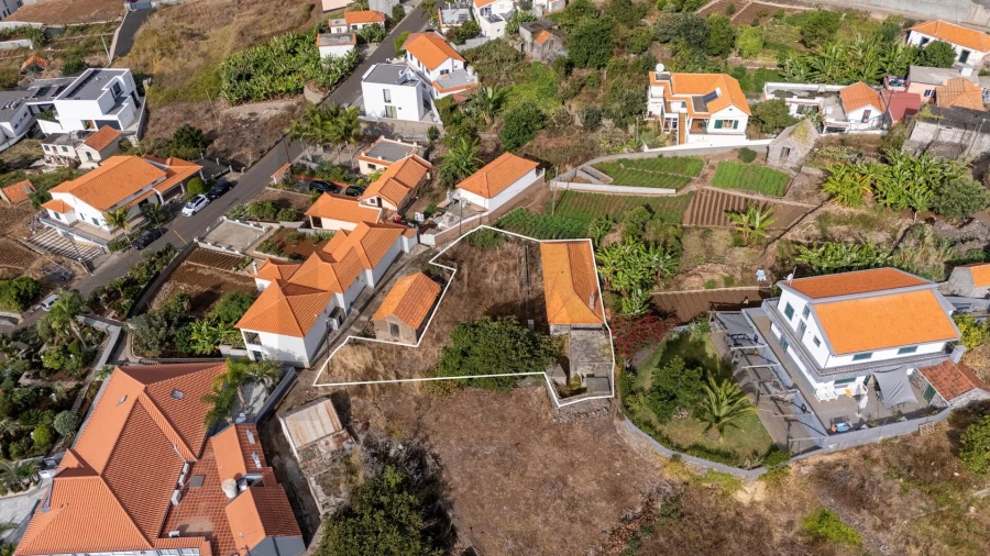 Moradia T3 para Venda em Estreito da Calheta Foto 6