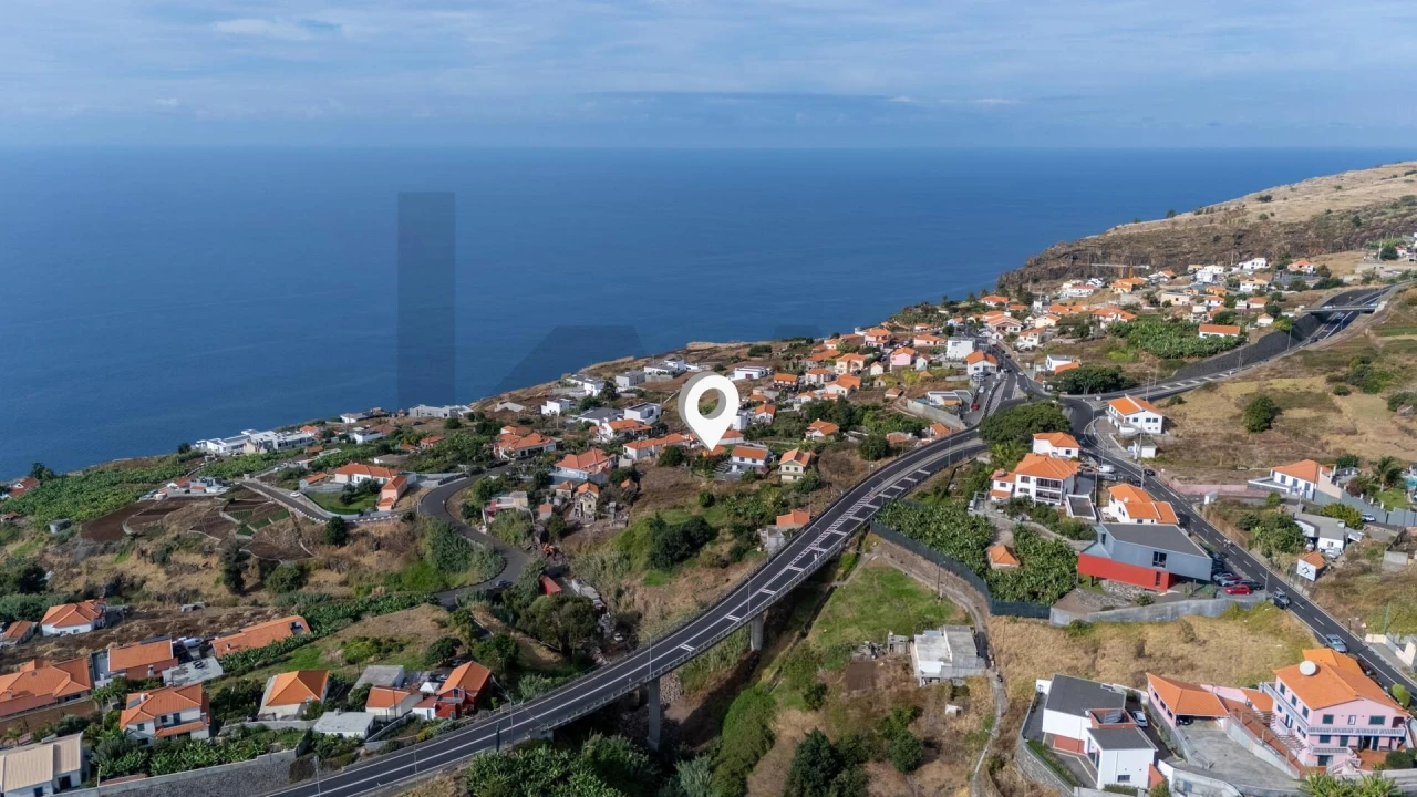 Moradia T3 para Venda em Estreito da Calheta Foto 11