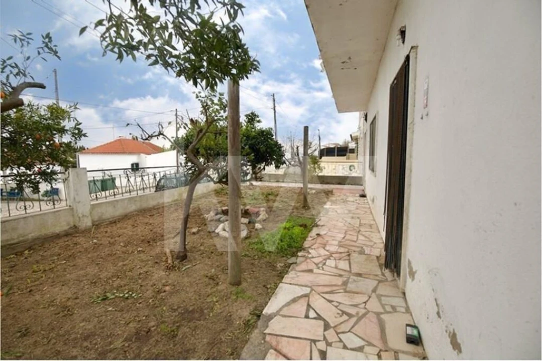 Moradia T5 para Venda em Santa Maria do Castelo e Santiago e Santa Susana Foto 34