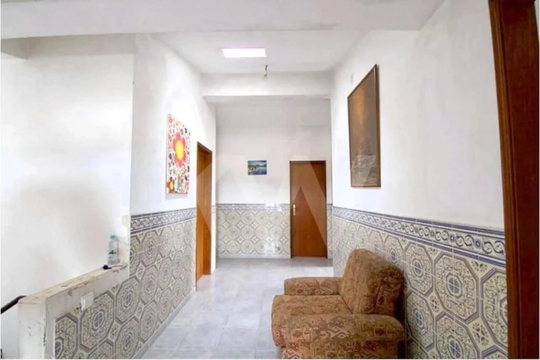 Moradia T5 para Venda em Santa Maria do Castelo e Santiago e Santa Susana Foto 18