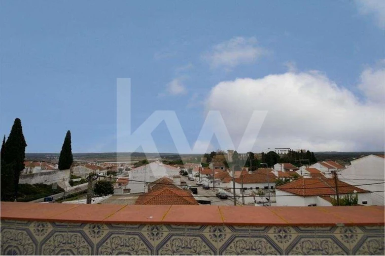 Moradia T5 para Venda em Santa Maria do Castelo e Santiago e Santa Susana Foto 24