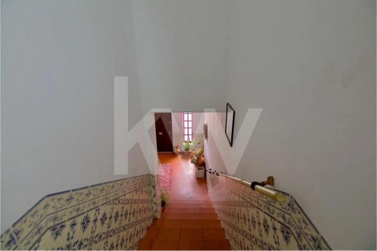 Moradia T5 para Venda em Santa Maria do Castelo e Santiago e Santa Susana Foto 17