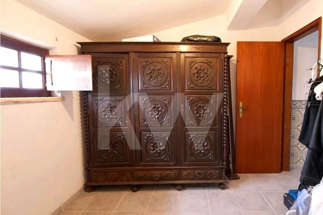 Moradia T5 para Venda em Santa Maria do Castelo e Santiago e Santa Susana Foto 24