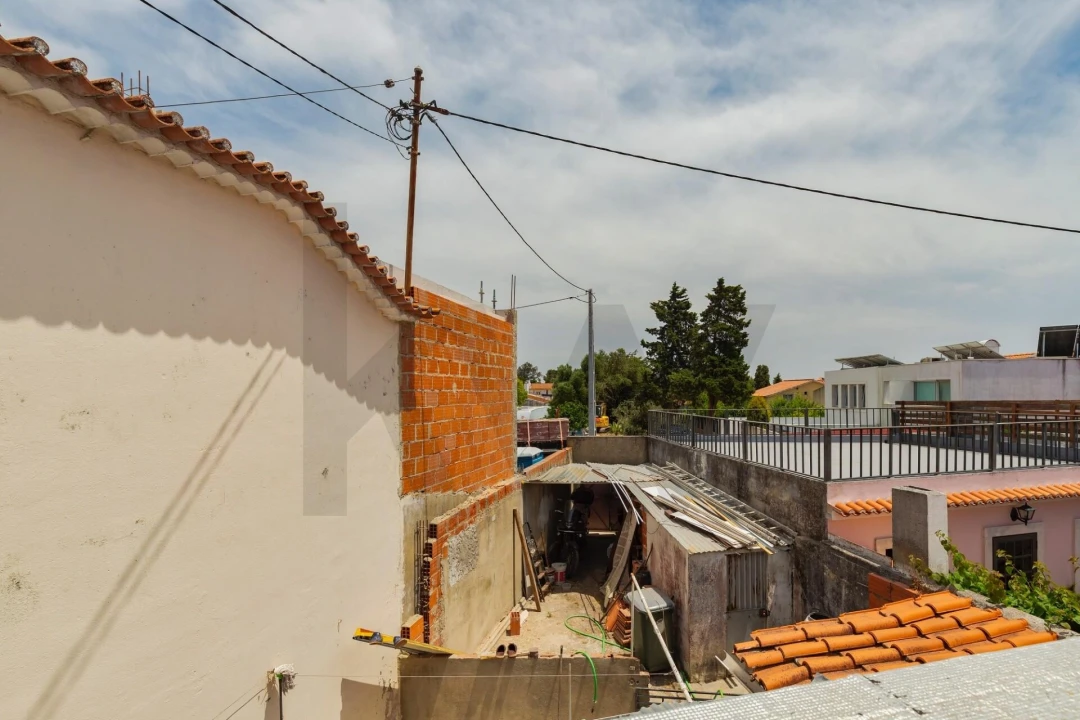 Moradia T4 para Venda em Ajuda Foto 20