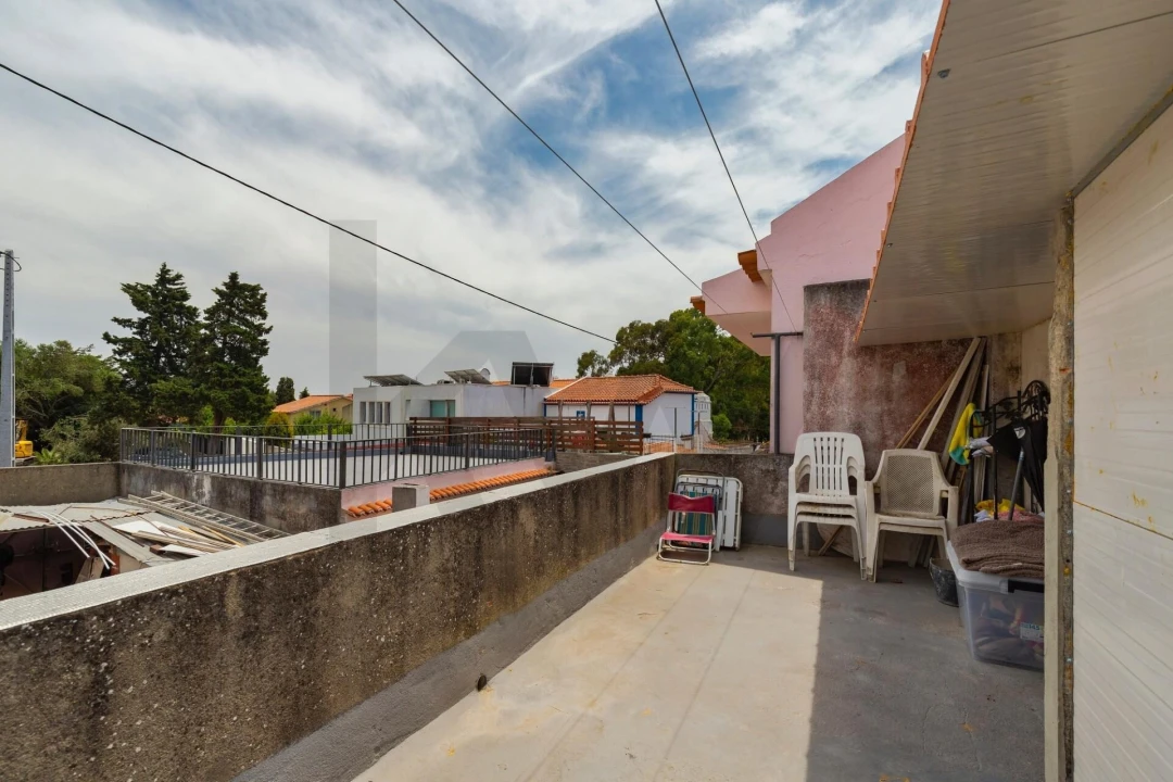 Moradia T4 para Venda em Ajuda Foto 18