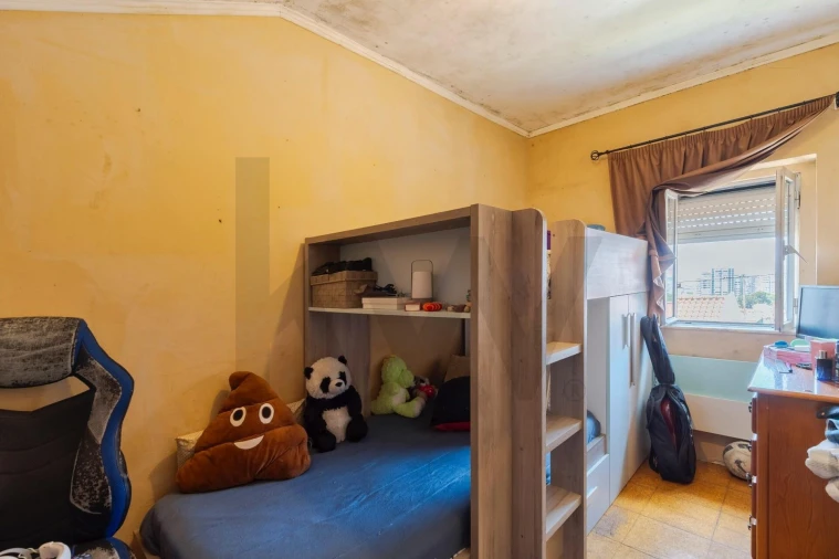 Moradia T4 para Venda em Ajuda Foto 16