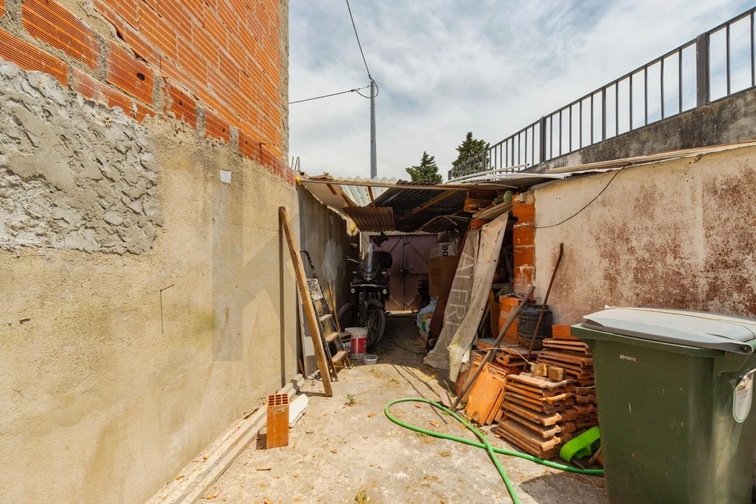 Moradia T4 para Venda em Ajuda Foto 22