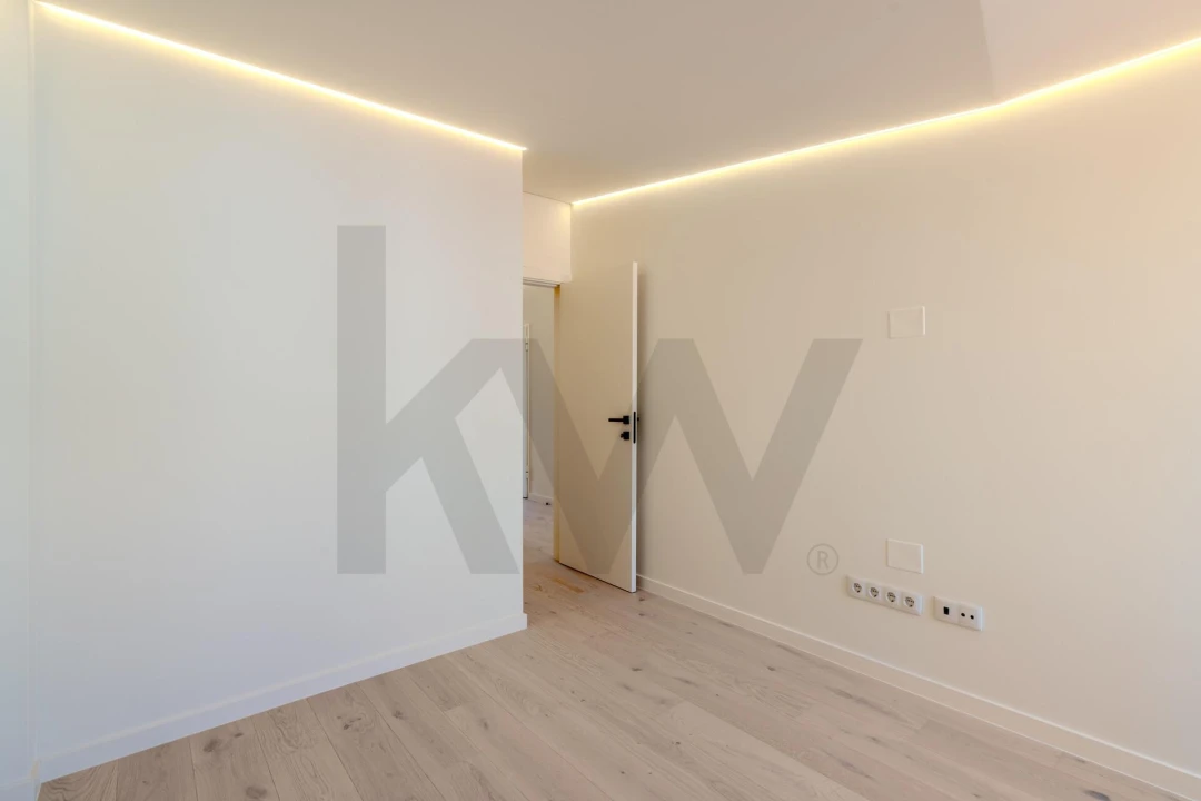 Apartamento T2 para Venda em Misericórdia Foto 23