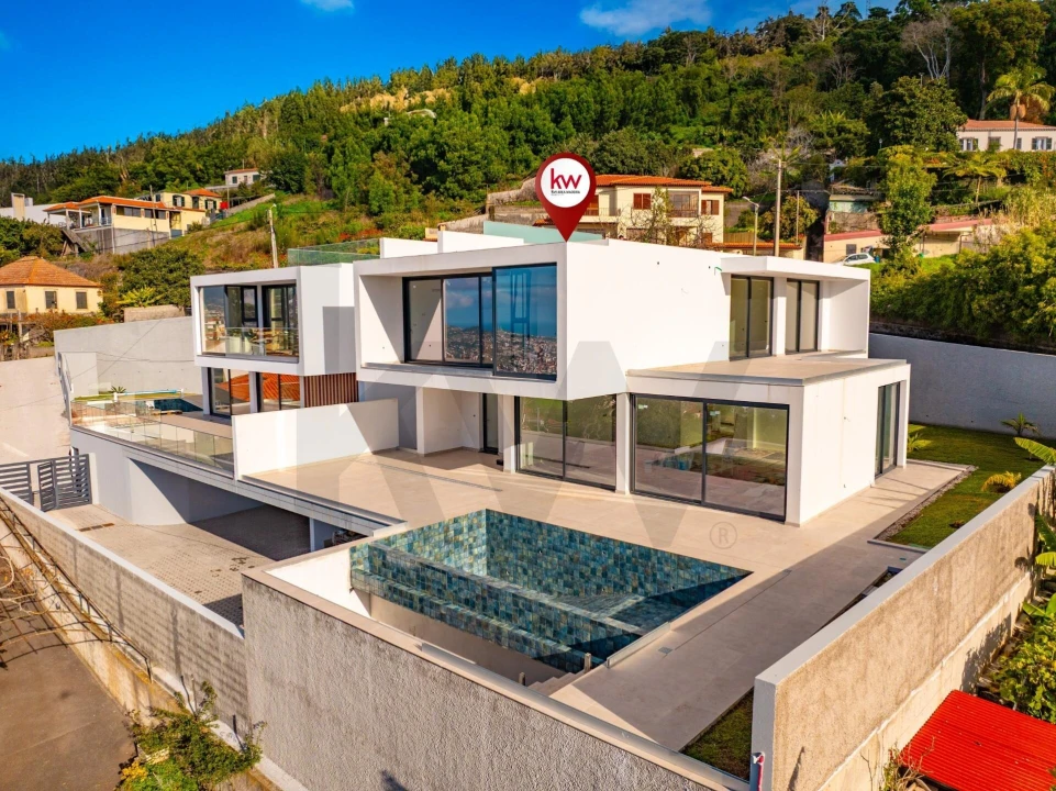 Moradia T3 para Venda em São Gonçalo Foto 1