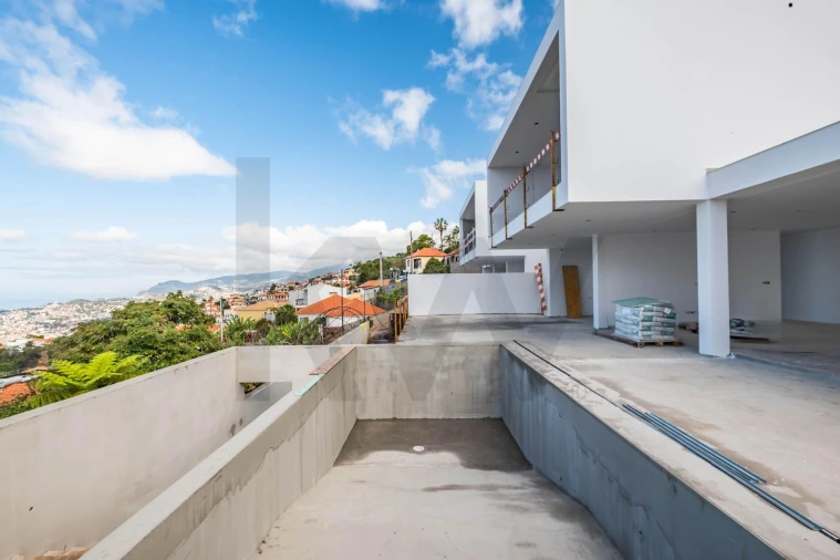 Moradia T3 para Venda em São Gonçalo Foto 3