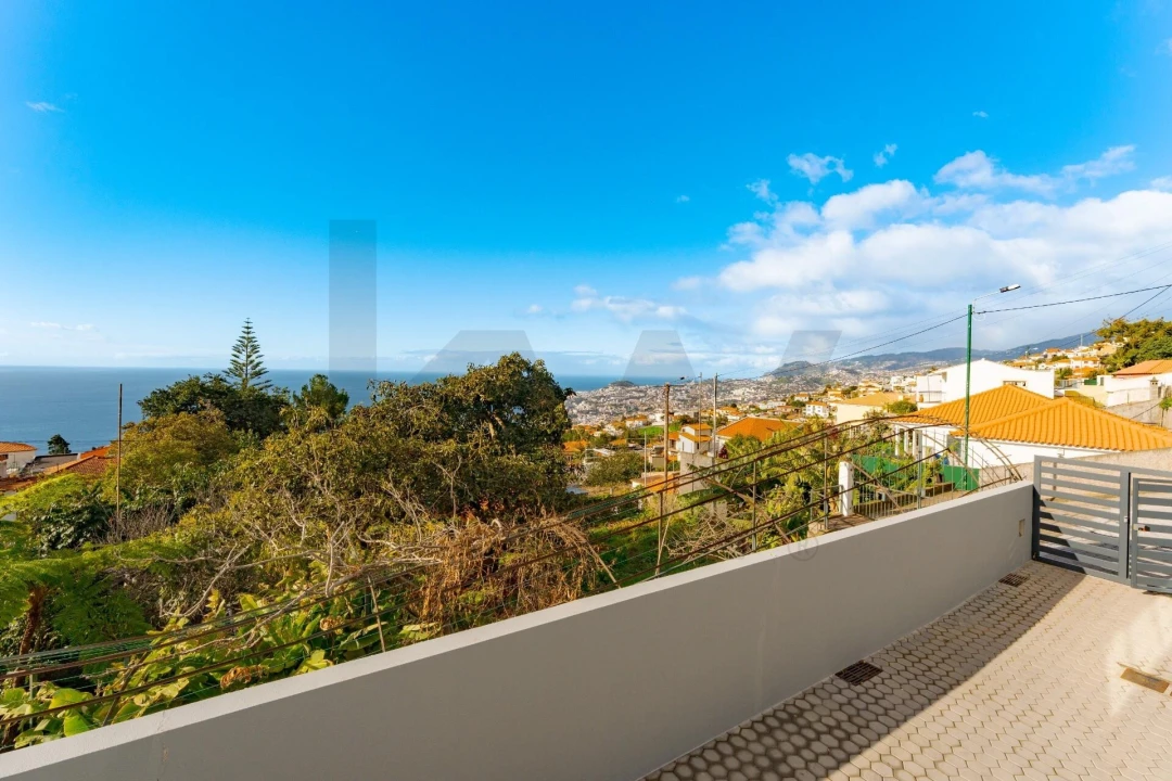 Moradia T3 para Venda em São Gonçalo Foto 12