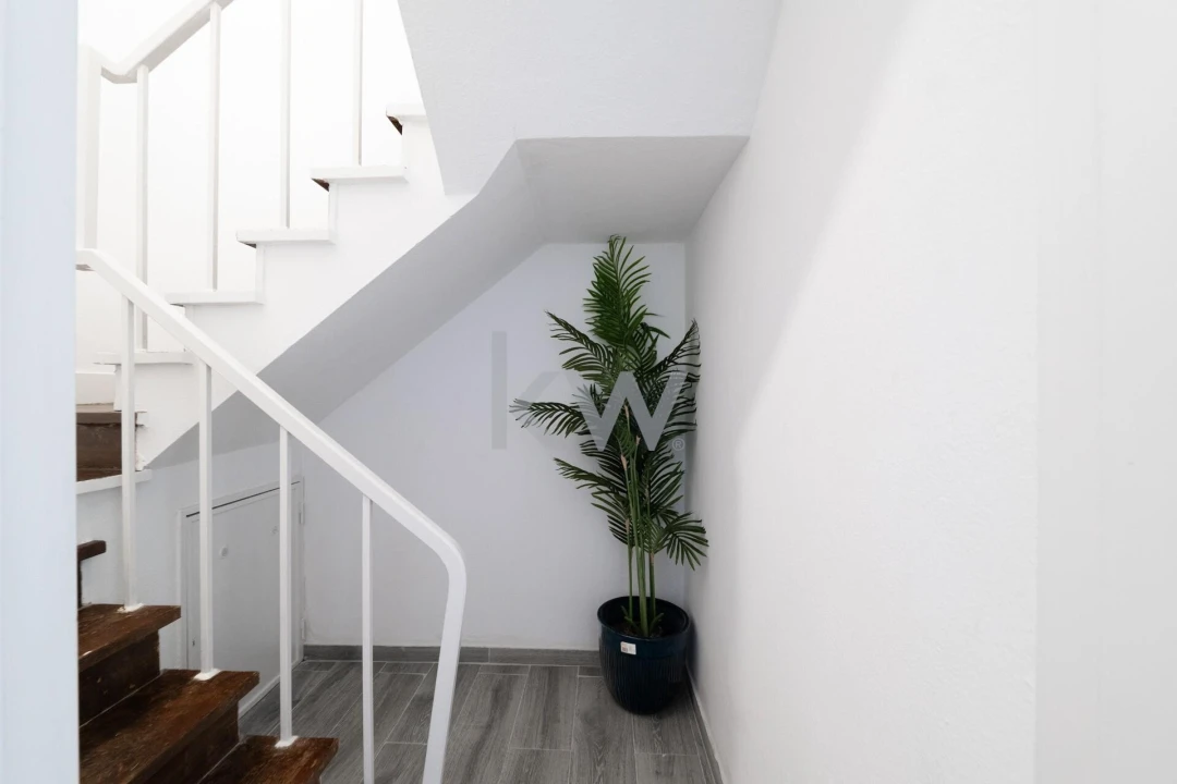 Prédio para Venda em Carregado e Cadafais Foto 25