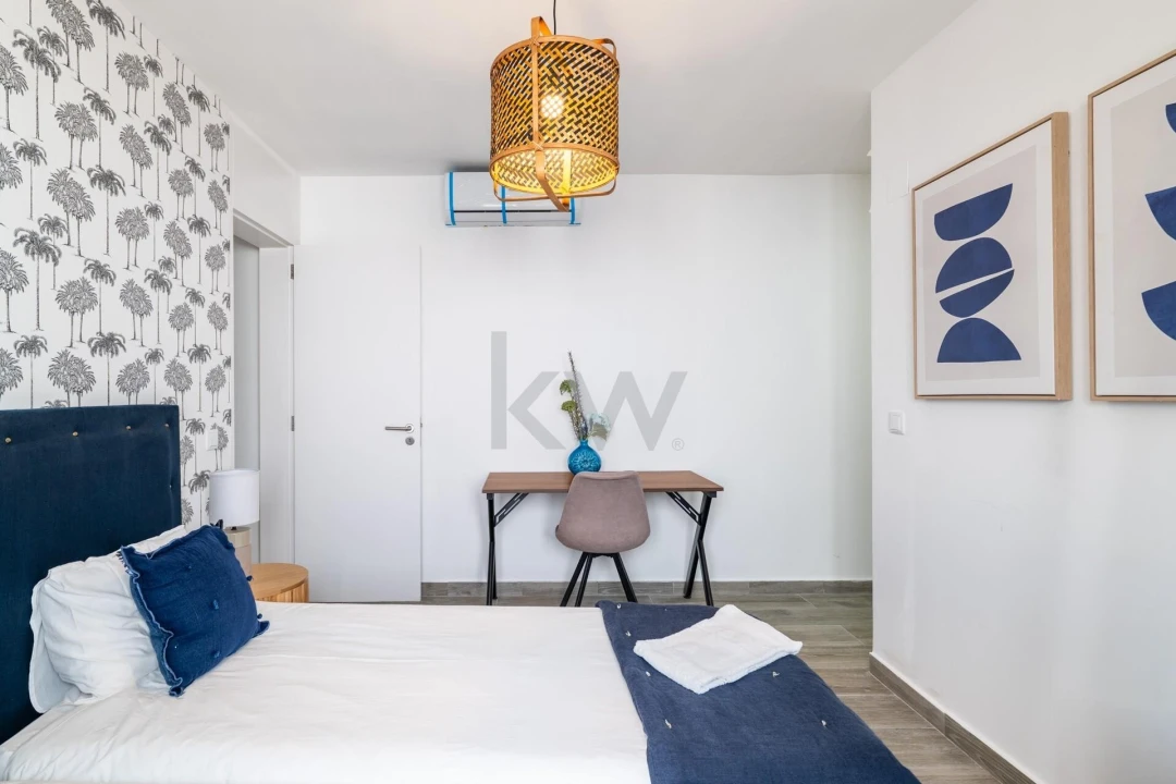 Prédio para Venda em Carregado e Cadafais Foto 3