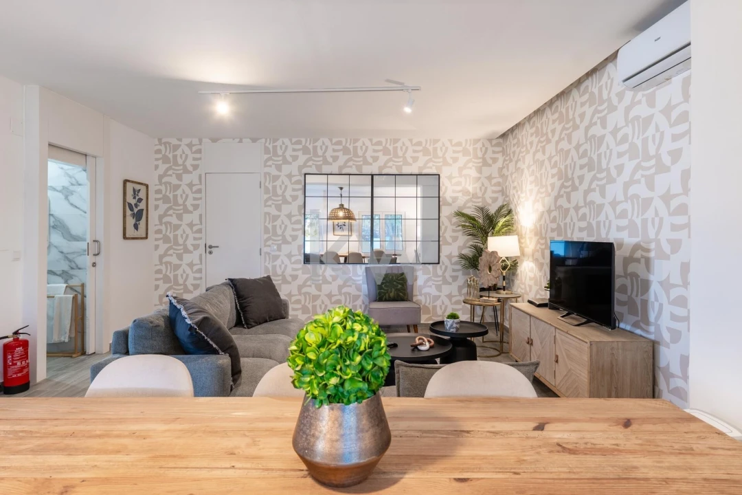 Prédio para Venda em Carregado e Cadafais Foto 7