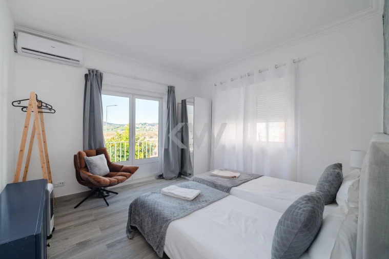 Prédio para Venda em Carregado e Cadafais Foto 19