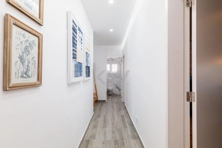 Prédio para Venda em Carregado e Cadafais Foto 11